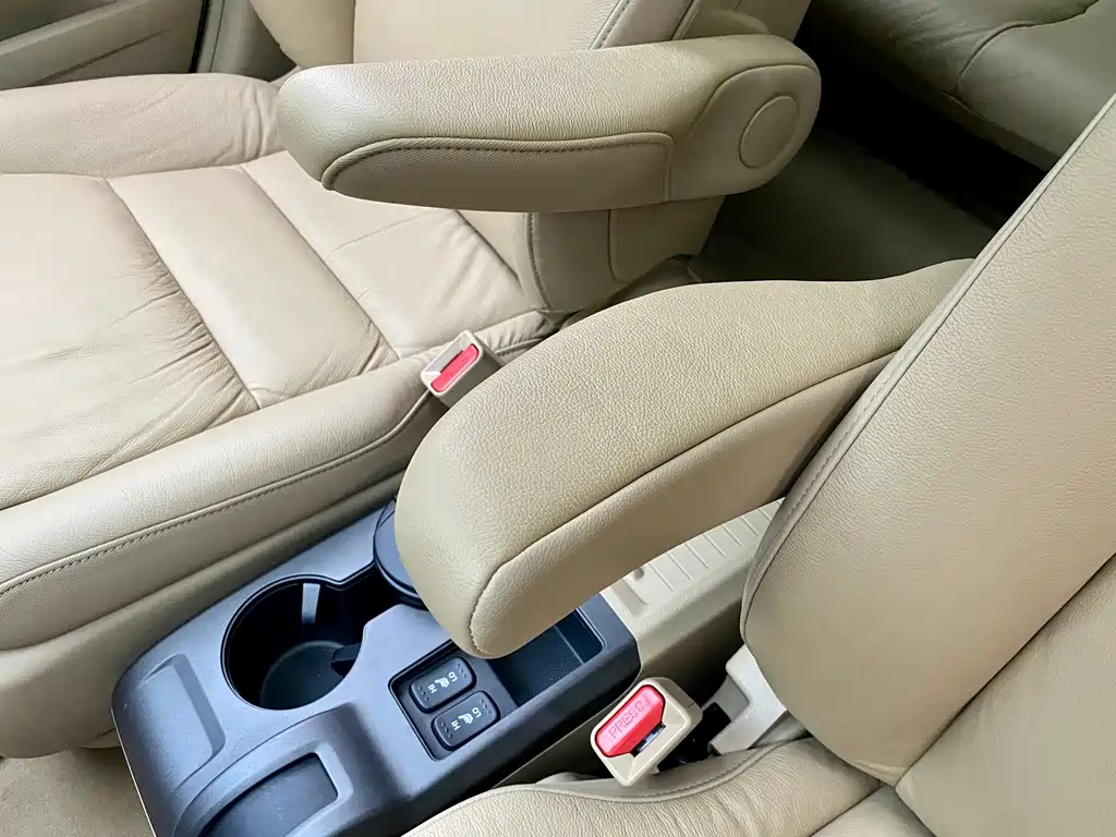 Honda CR-V 2010 2.4L AT Luxury