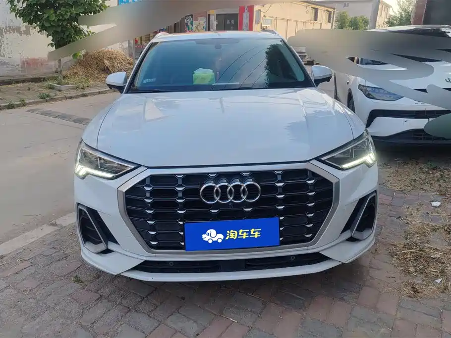 Audi Q3 2022 35 TFSI Fashion