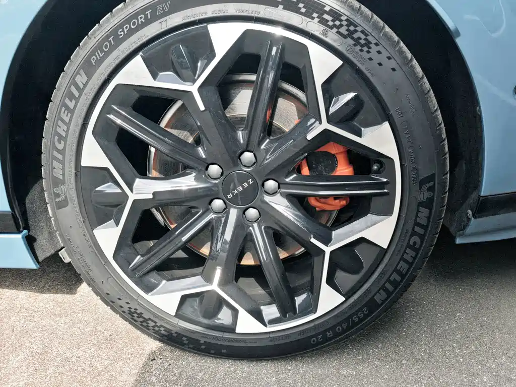 Zeekr Крайний Криптон 007 GT — миниатюра 10