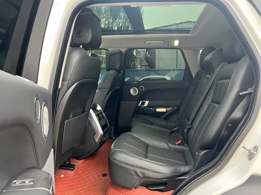 Land Rover Sport — миниатюра 7