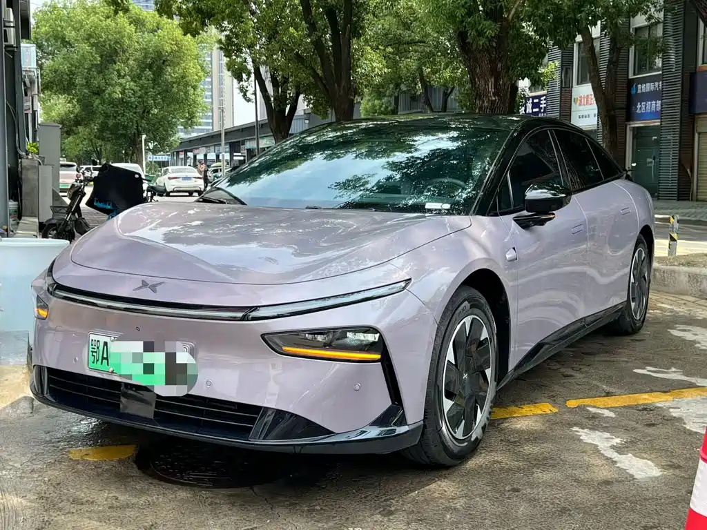 XPeng P7+