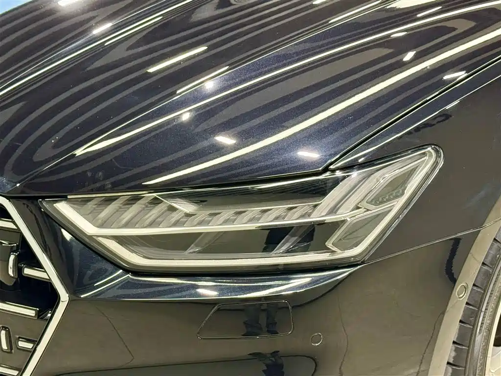 Audi A7L 2024 45TFSI quattro S-line