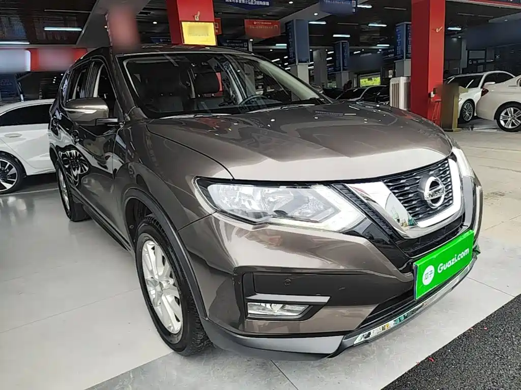 Nissan X-Trail — миниатюра 4