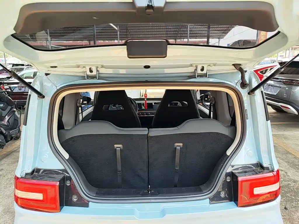 Wuling MINIEV — миниатюра 19