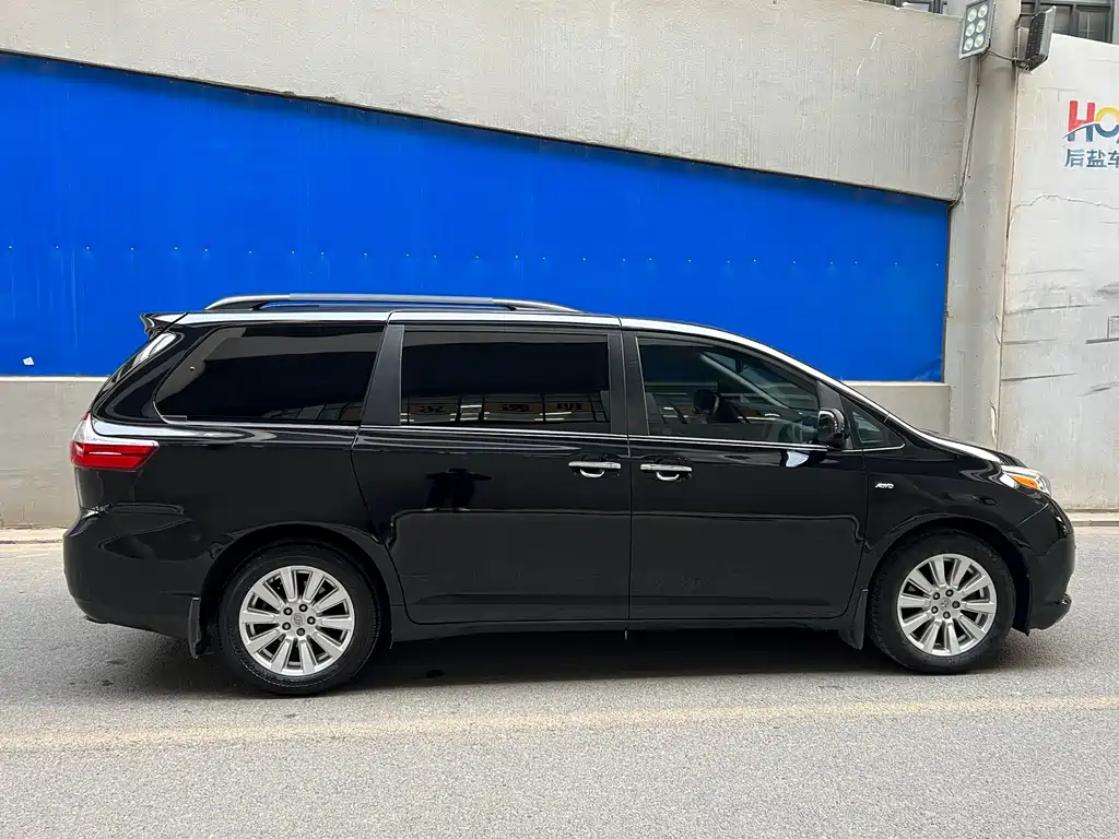 Toyota Sienna 2015 3.5L L