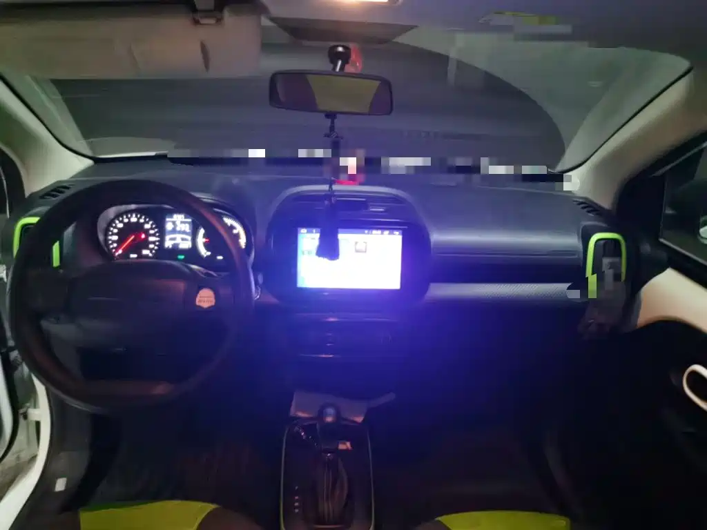 Roewe Clever — миниатюра 10