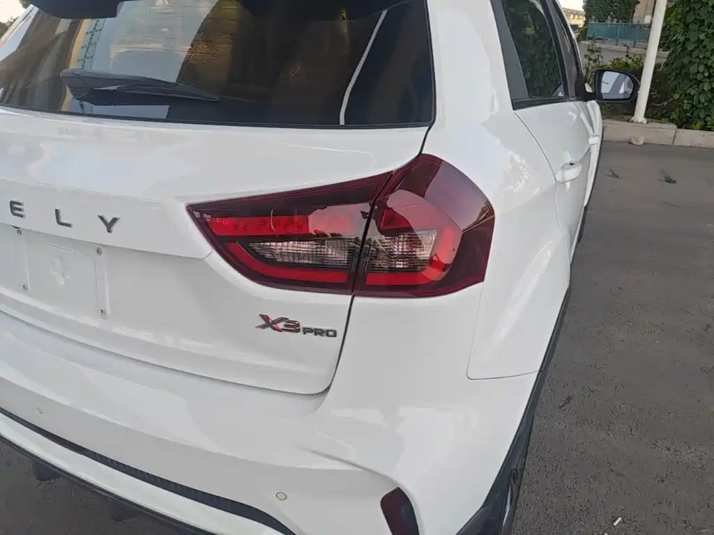 Geely Vision X3 — миниатюра 24