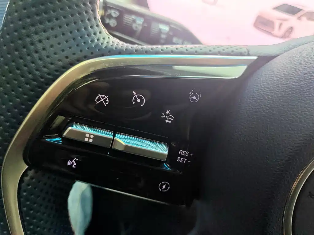 BUICK GL8 NEW ENERGY