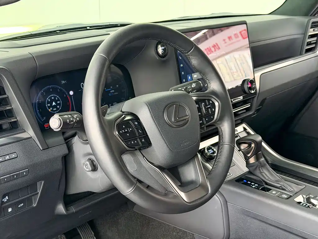 Lexus GX — миниатюра 14