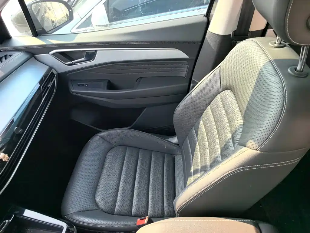 Volkswagen Talagon — миниатюра 13