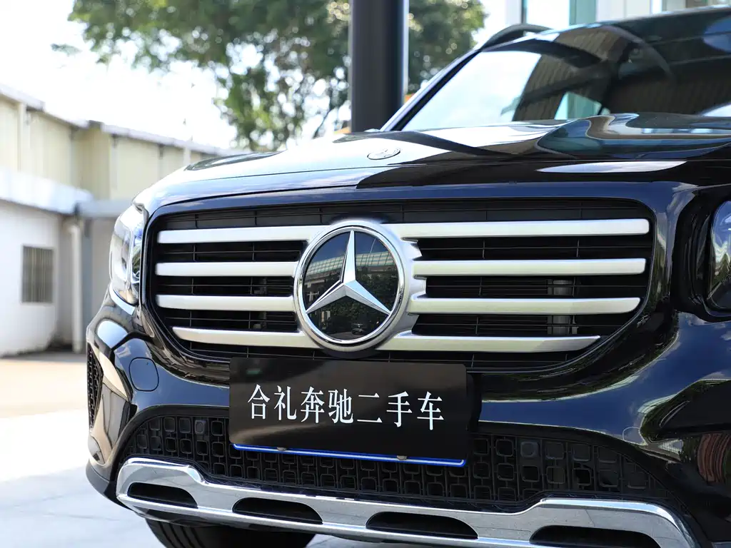 Mercedes-Benz GLB — миниатюра 21