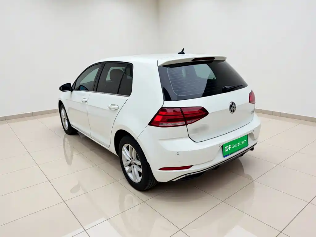 Volkswagen Golf — миниатюра 4