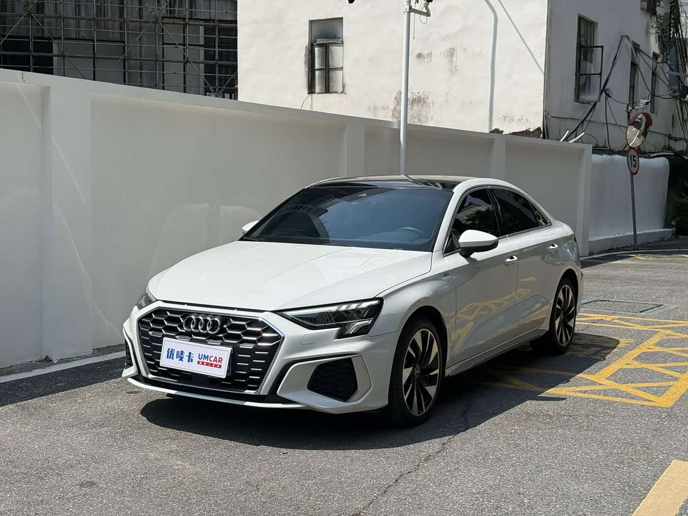 Audi A3 1.4 л 2024 г. Белый, пробег 22000 км