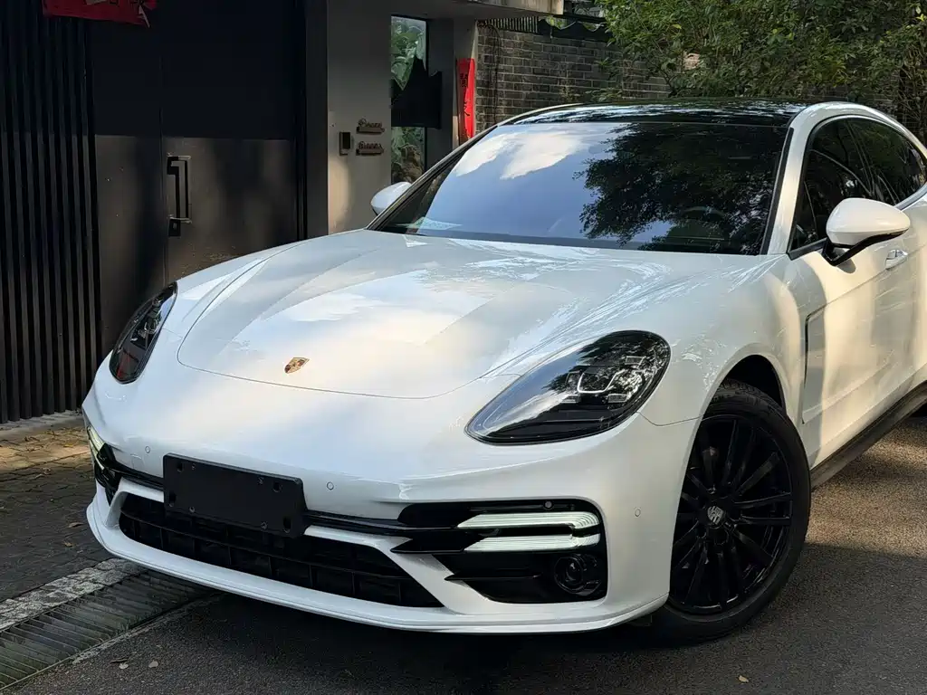 Porsche Panamera — миниатюра 3