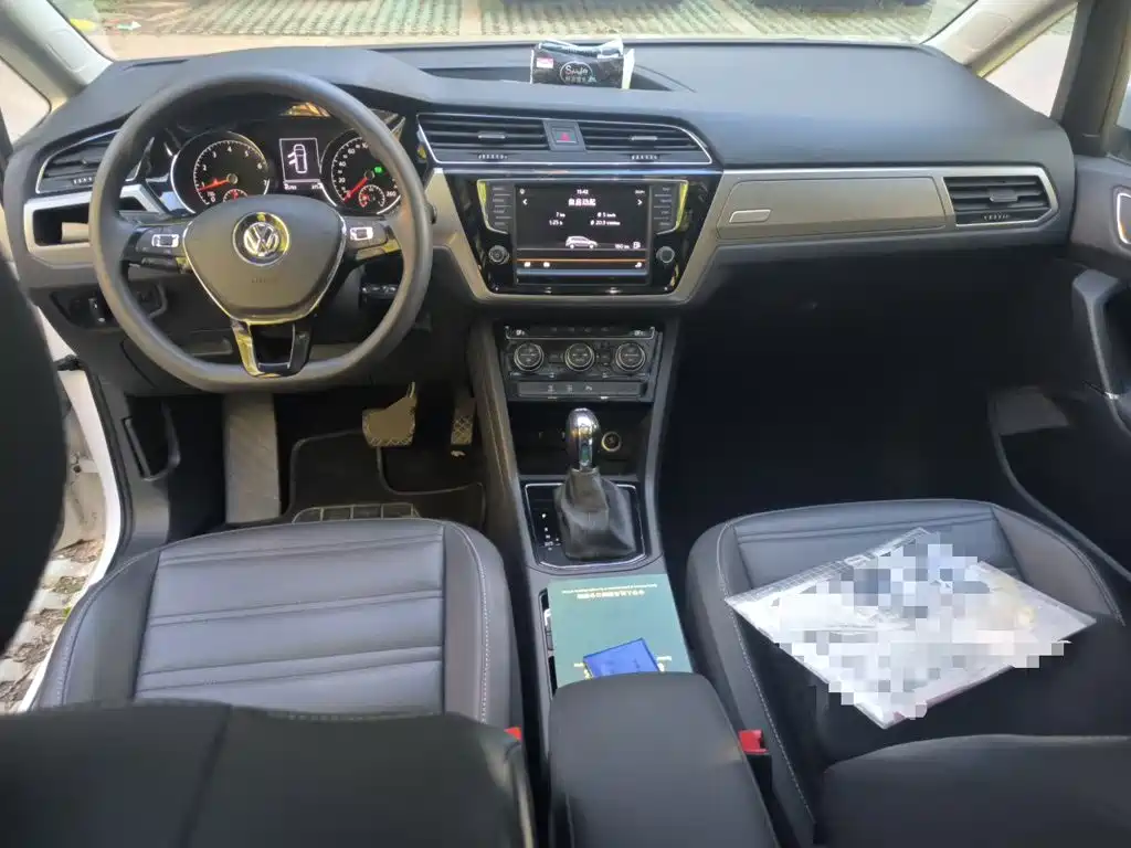 Volkswagen Touran — миниатюра 5