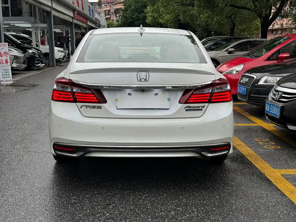 Honda Accord 2016 2.0L