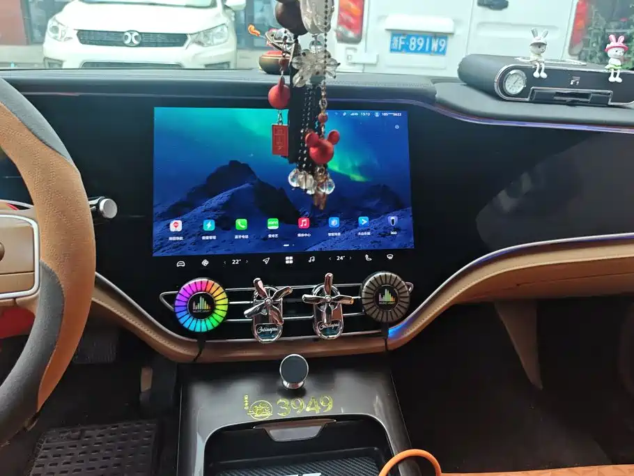 Roewe Feifan F7 — миниатюра 13