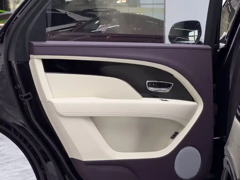 Bentley Bentayga — фотографии объявления, Фото 29
