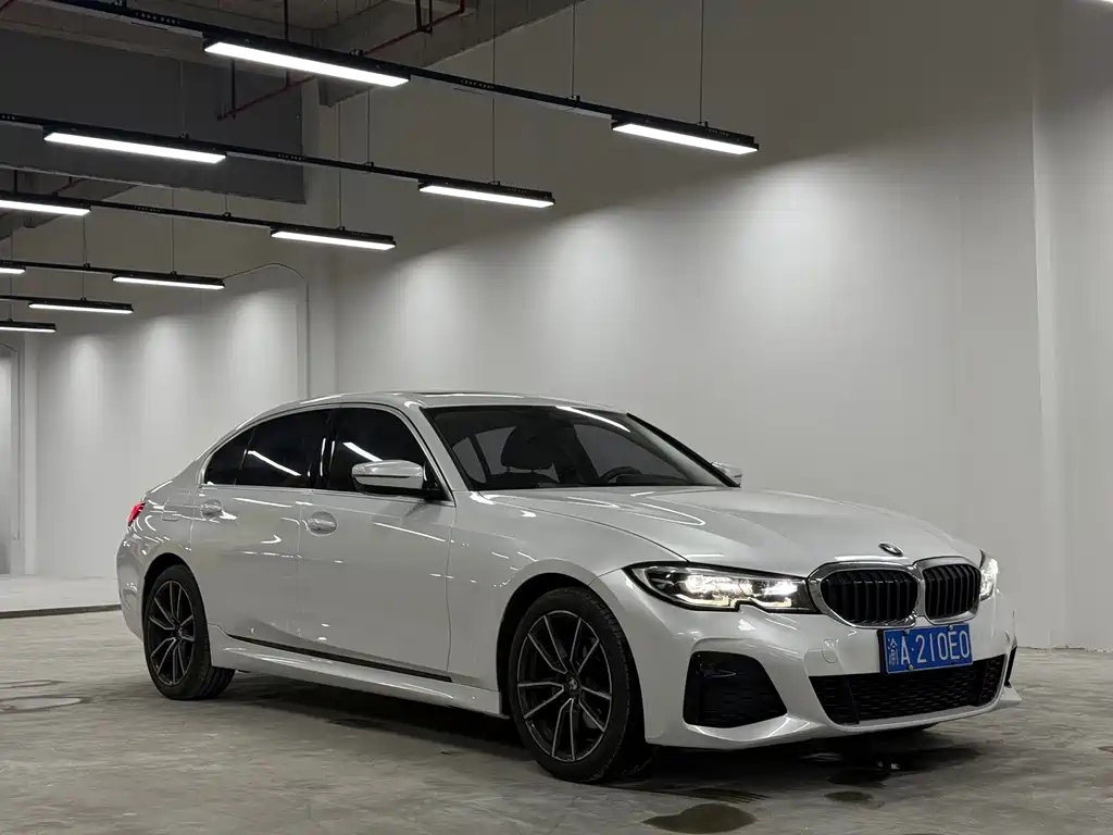 BMW 3 Series — миниатюра 3