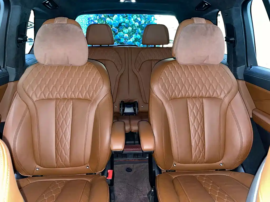 BMW X7 — миниатюра 18