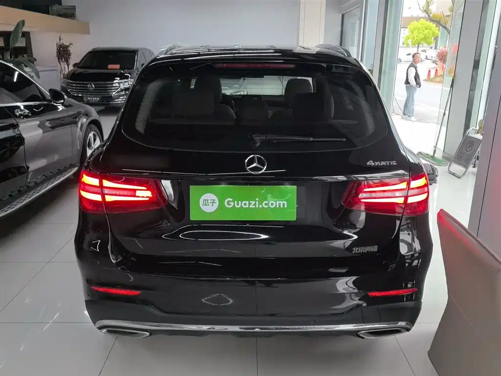 Mercedes-Benz GLC 2019 GLC 260 L 4MATIC Luxury