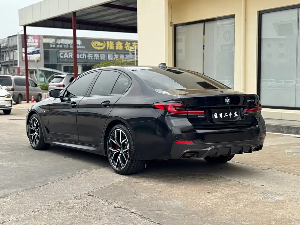 BMW 5 Series (Import) — миниатюра 19