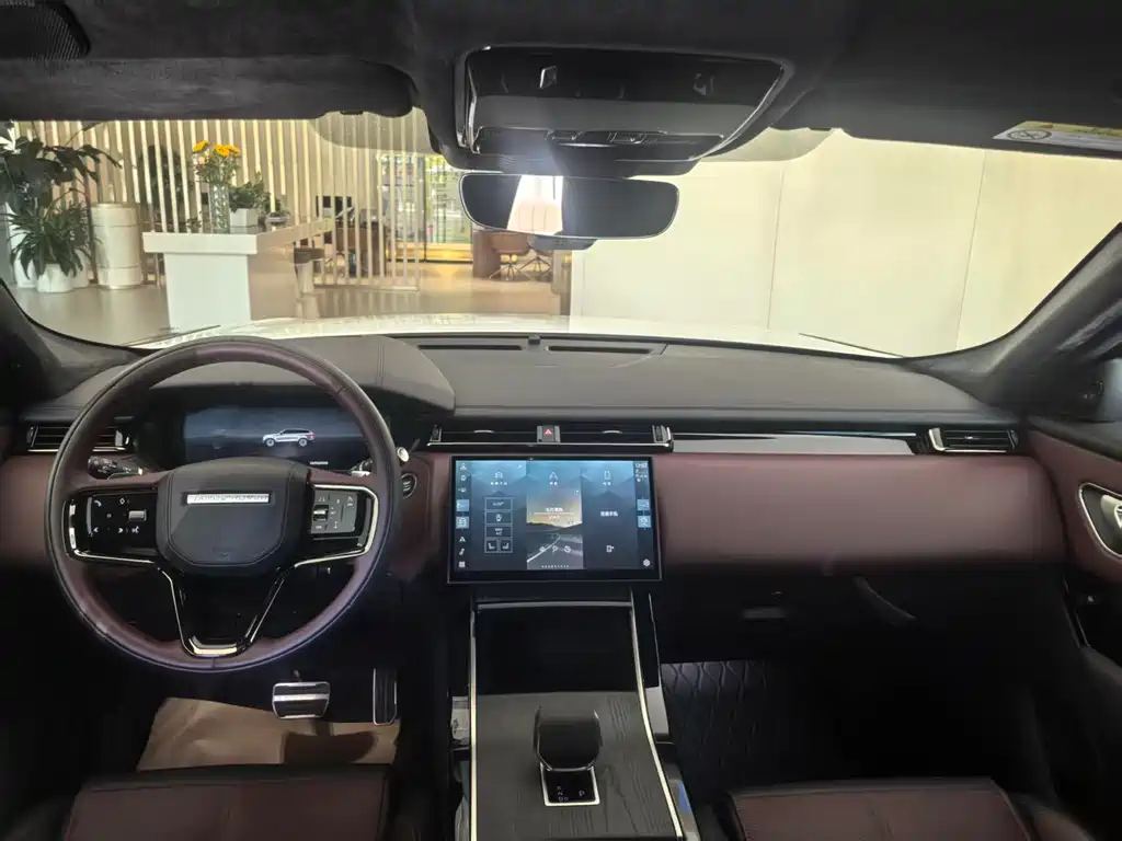 Land Rover Velar — миниатюра 8