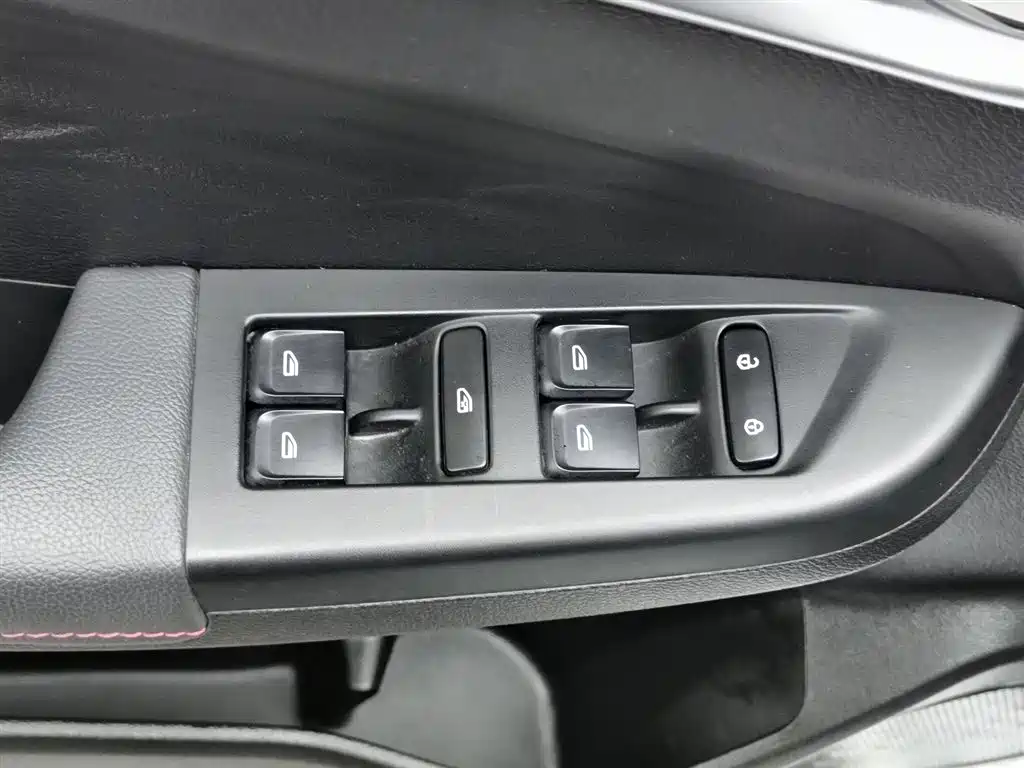 Geely Vision X3 X3 2021 PRO 1.5L MT Elite