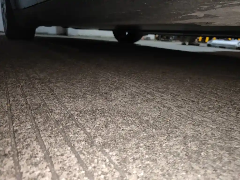 Tesla Model Y — миниатюра 17