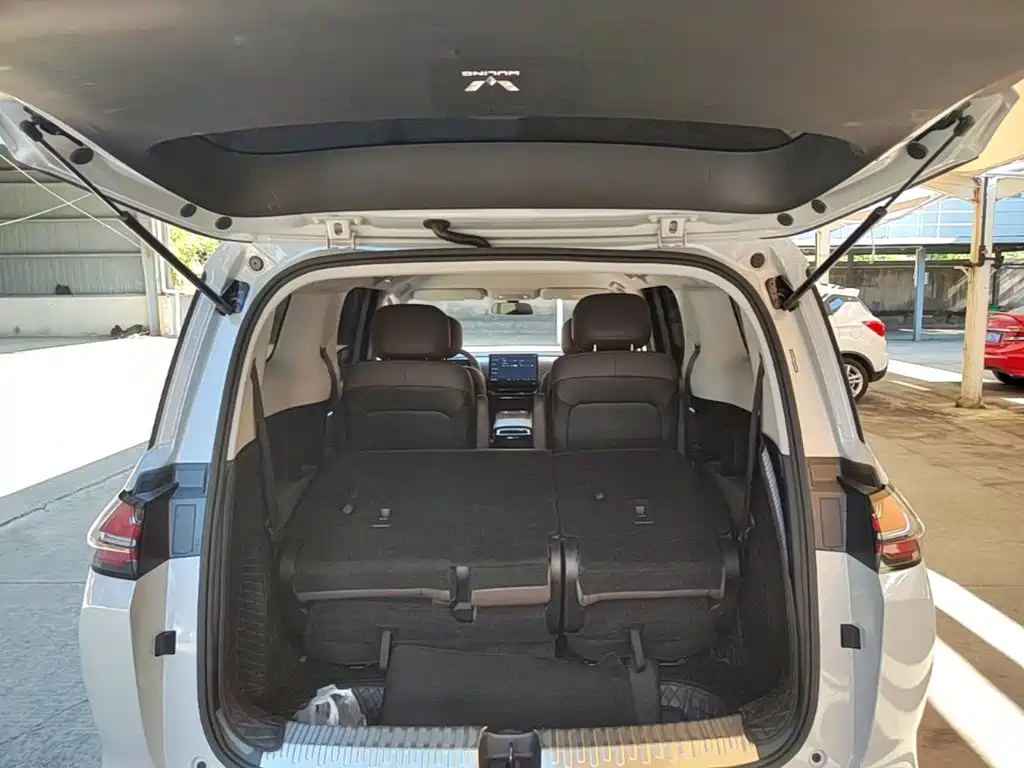 Wuling Звездный свет 730 Новая энергия — миниатюра 19