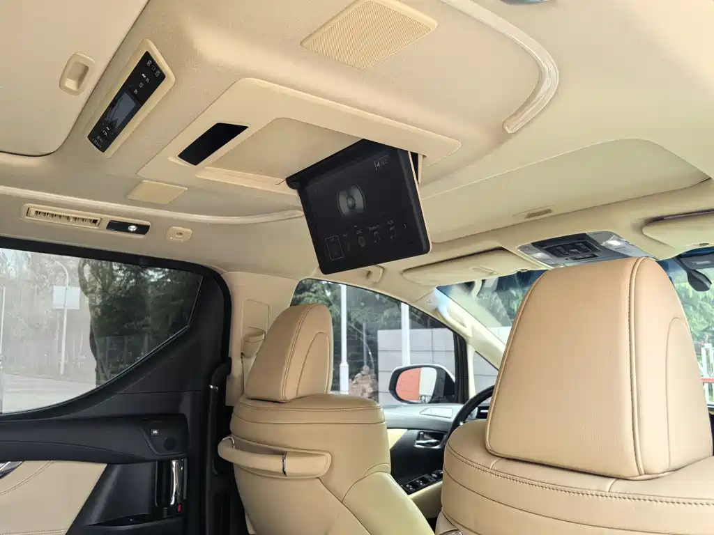 Toyota Alphard 2018 3.5L Luxury