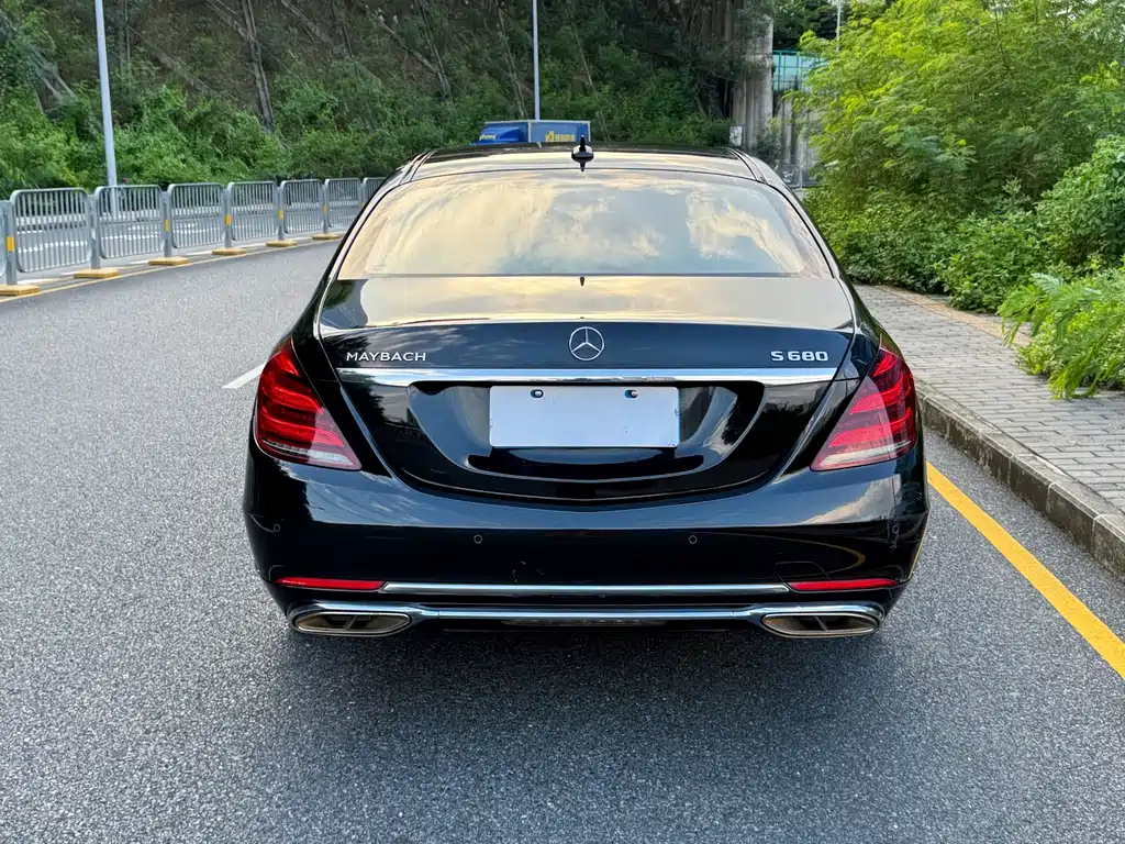 Mercedes-Benz S-Class — миниатюра 14