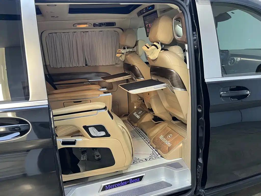 MERCEDES-BENZ V CLASS