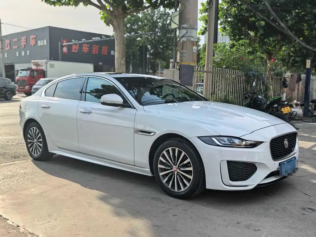 Jaguar XEL 2020 2.0T 200PS R-DYNAMIC Sport