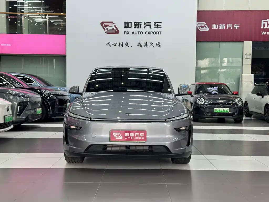 Tesla Model Y — фотографии объявления, Фото 3