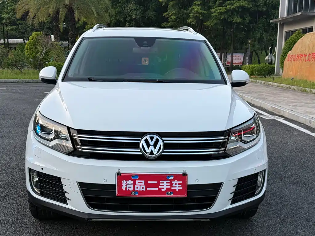 Volkswagen Tiguan — миниатюра 2