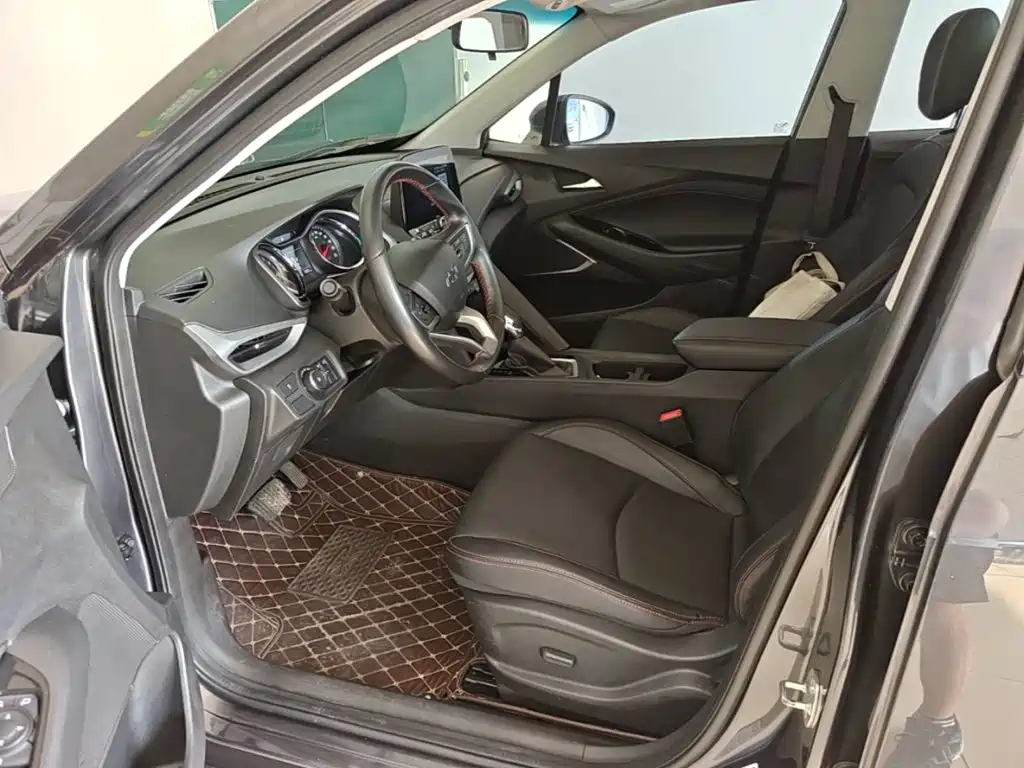 Chevrolet Volando — миниатюра 15