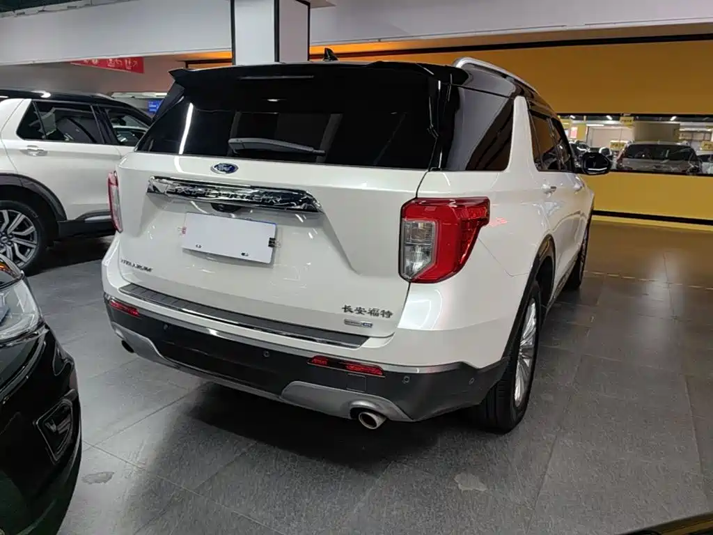 Ford Explorer — миниатюра 7