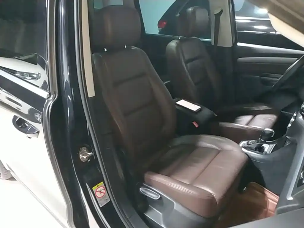Volkswagen Sharan — миниатюра 25