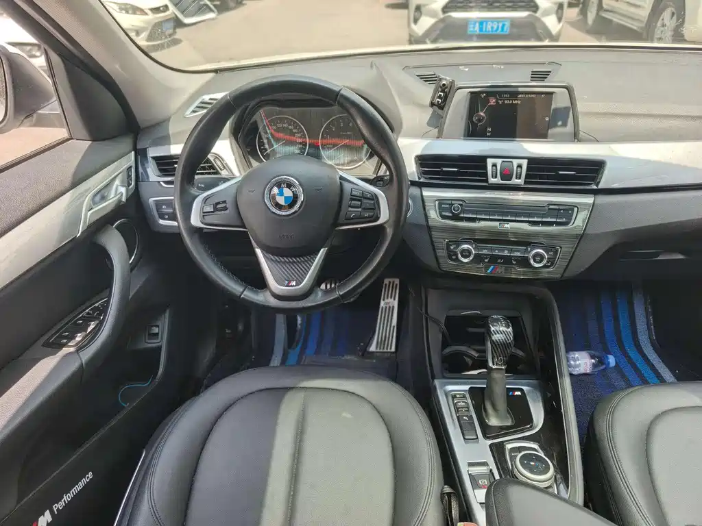 BMW X1 2018 sDrive18Li Fashion