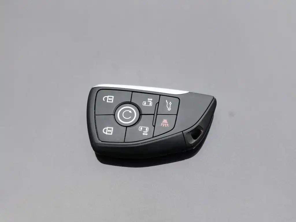 Buick GL8 Hybrid — миниатюра 19