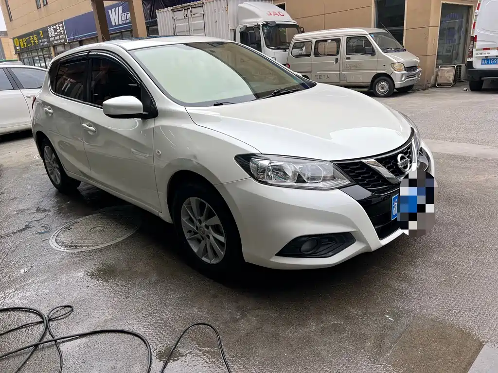 Nissan Tiida 2019 1.6L CVT VI
