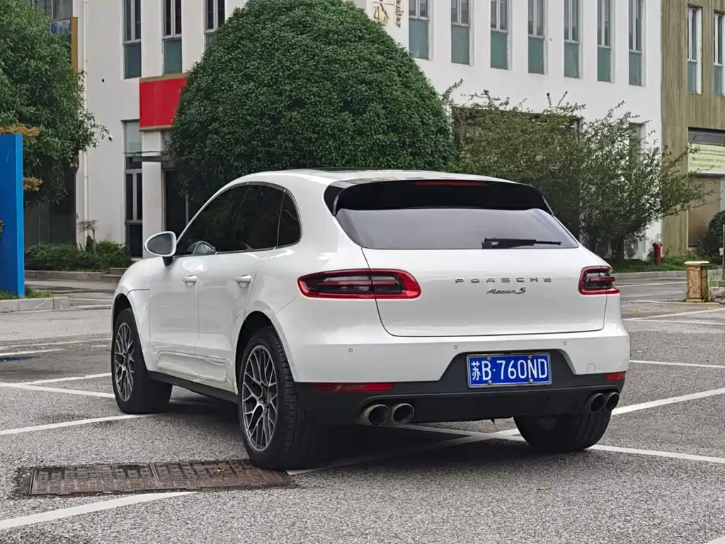 Porsche Macan — миниатюра 4