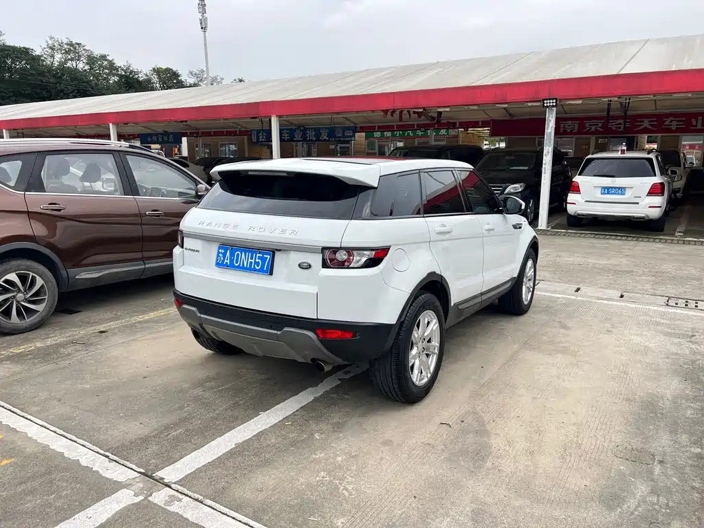 Land Rover Evoque (Import) — миниатюра 22