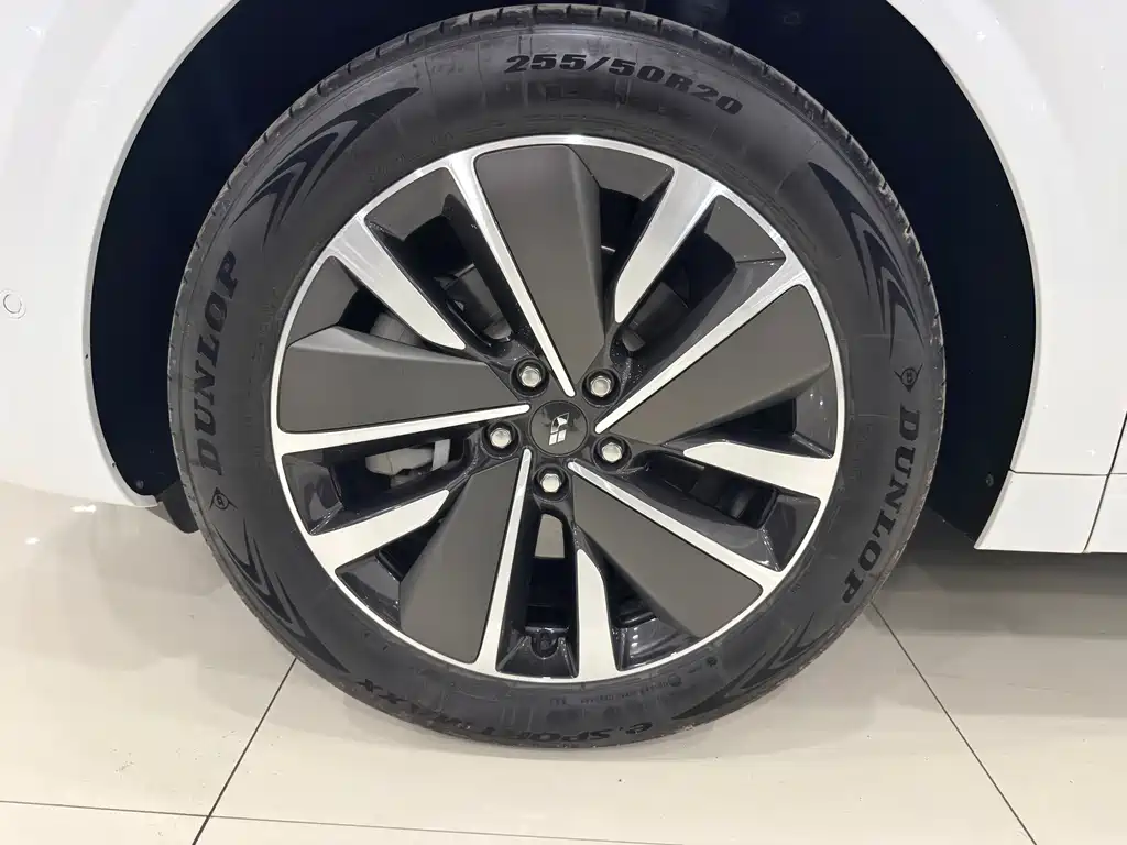 Li Auto Li L6 — миниатюра 14