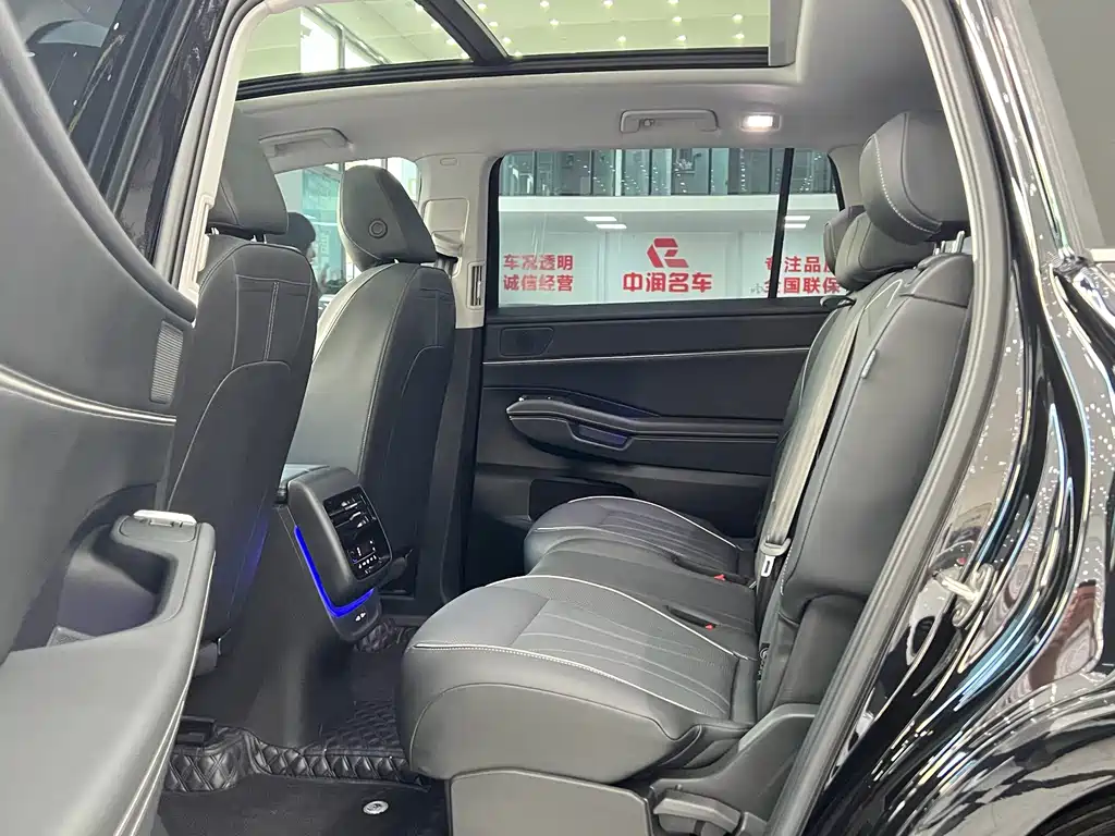 Volkswagen Teramont — миниатюра 5