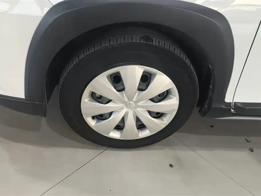 TOYOTA YARIS L ZHIXUAN