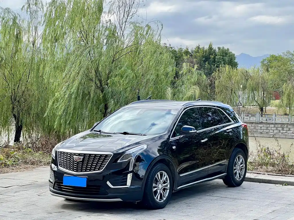CADILLAC XT5