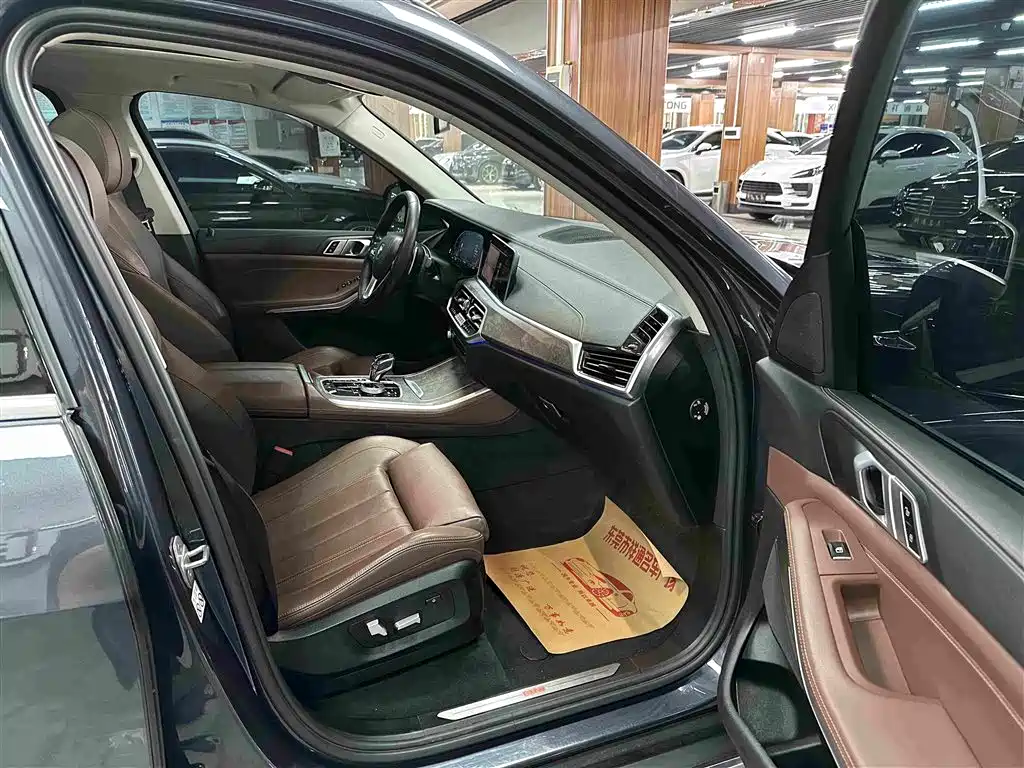 BMW X5 2020 xDrive30i M Sport