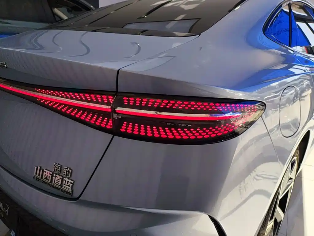 BYD Seal — миниатюра 24
